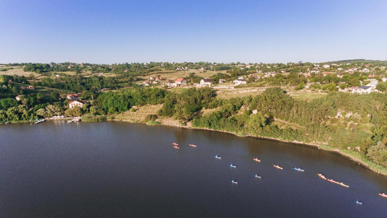 Enpi Lake Resort Iasi Bagian luar foto