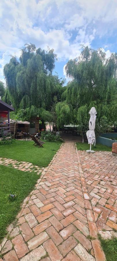Enpi Lake Resort Iasi Bagian luar foto